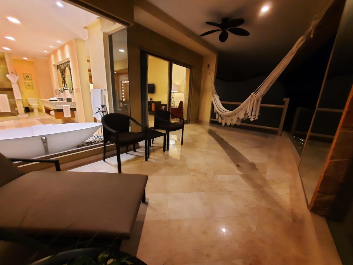 Suites At Garza Blanca Preserve Resort & Spa Puerto Vallarta Bagian luar foto